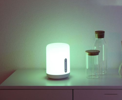 Xiaomi Mi Bedside Lamp 2 - pametna nočna lučka